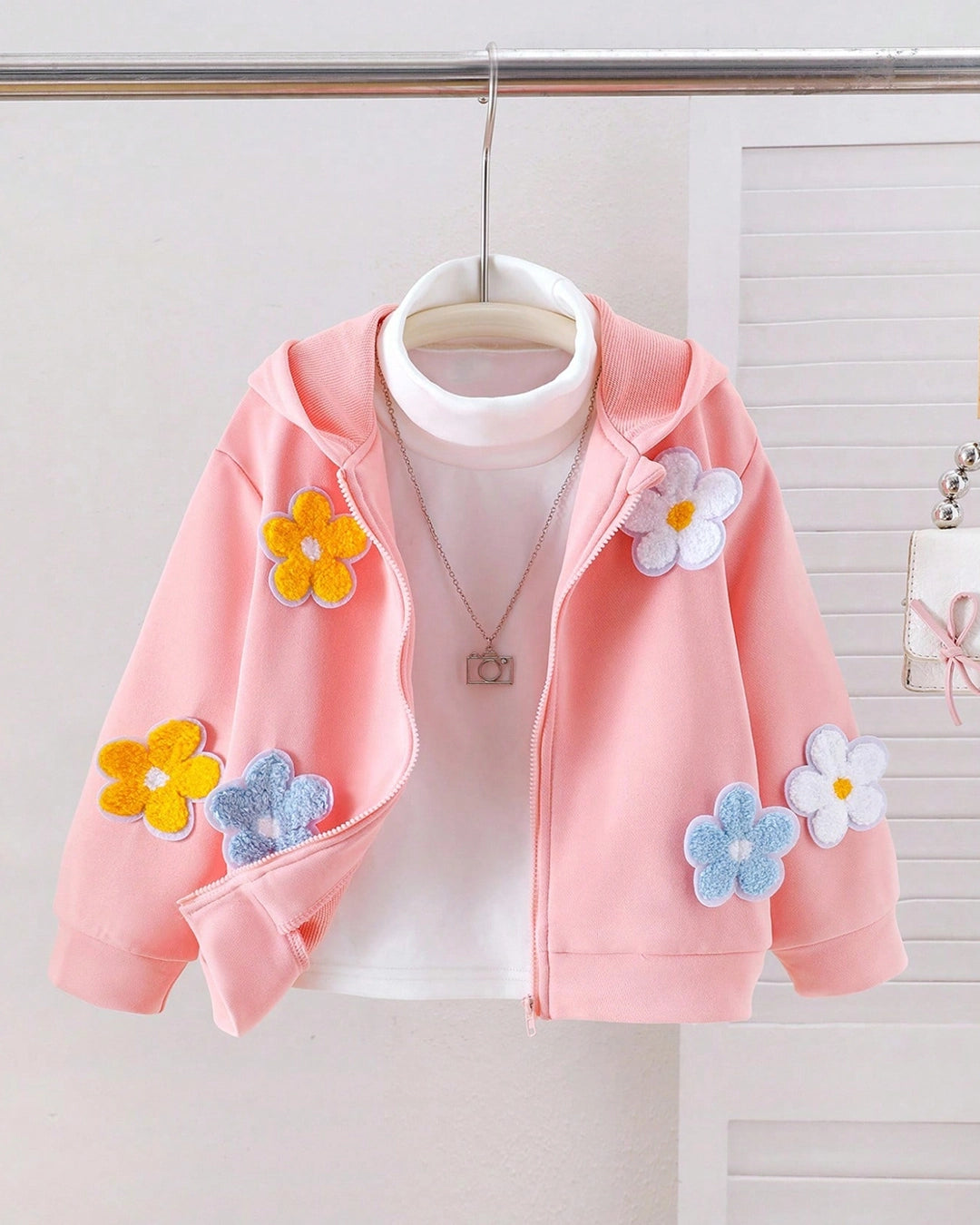 Girls Pink Hoodie with Floral Appliques – Jacket for Fall/Winter