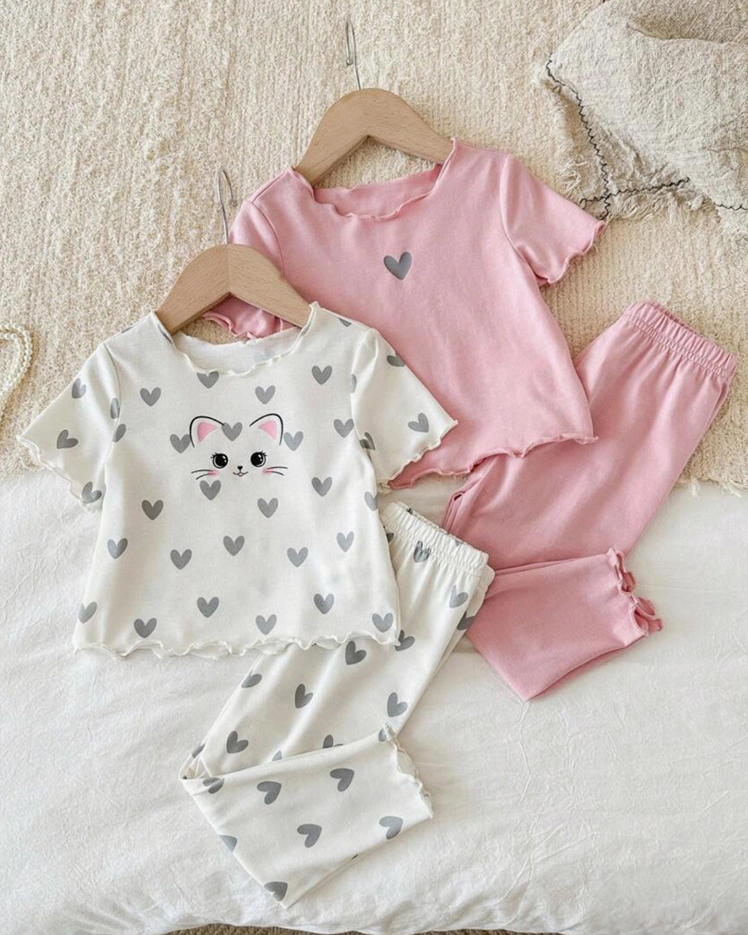Baby Girl 4-Piece Cat & Heart Lounge Set